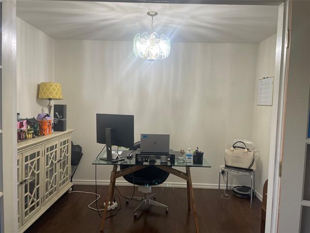 Foto principal - 5705 Twineing St