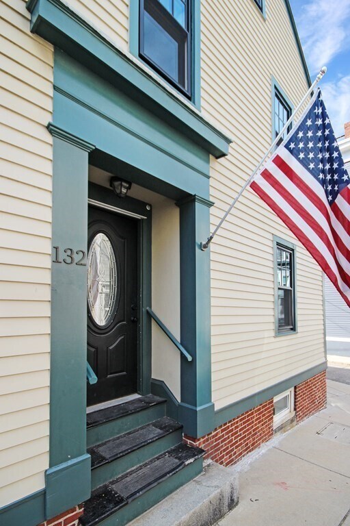Building Photo - 132 High St