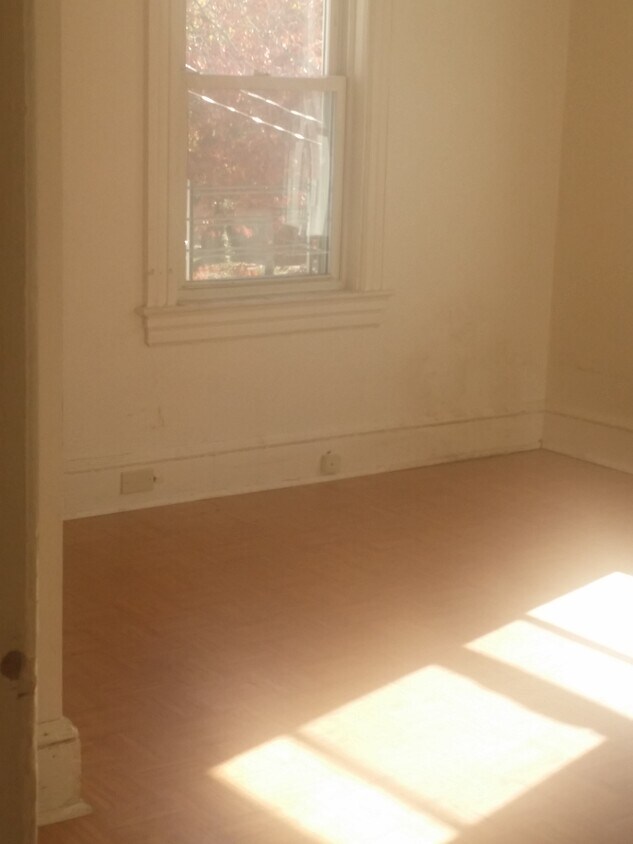 Foto del edificio - 1141 Asbury Ave