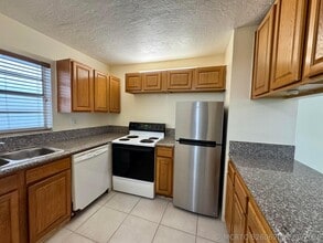 Building Photo - 6507 Winfield Blvd