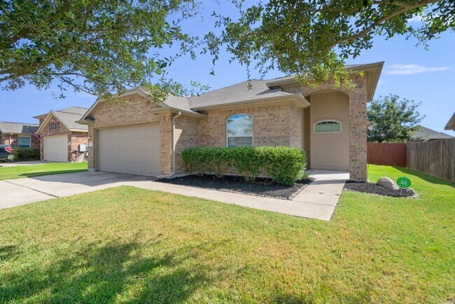 Building Photo - 1205 Montell Ln, Hutto, Texas 78634