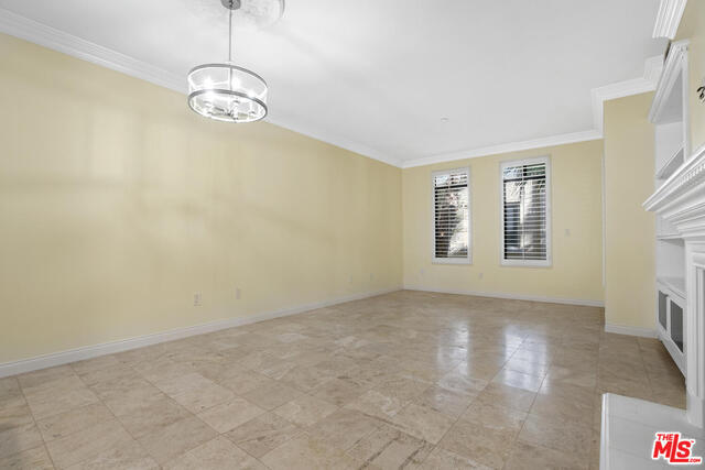 Building Photo - 5625 Crescent Park W