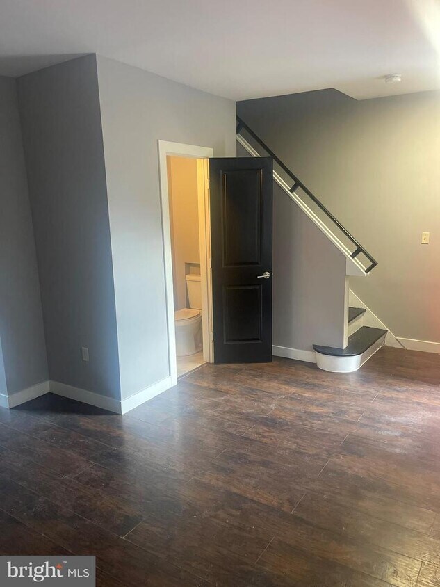 Primary Photo - 403 Parksley Ave
