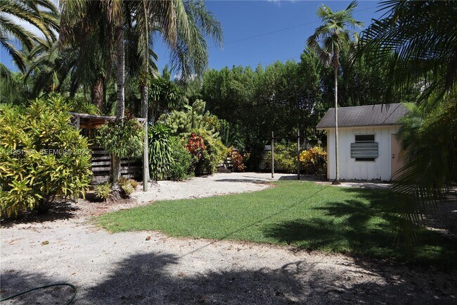 Foto del edificio - 18531 SW 268th St