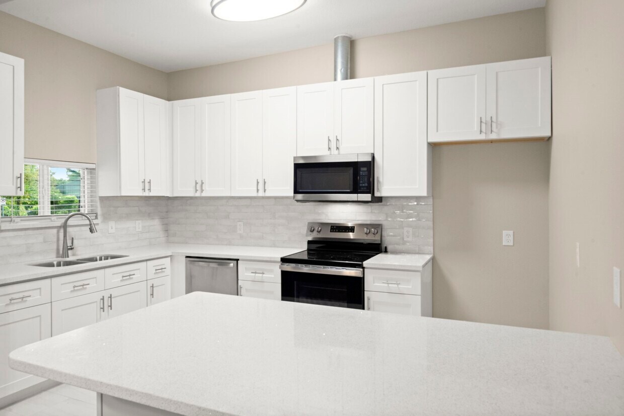 Foto principal - 4902 McKinney St