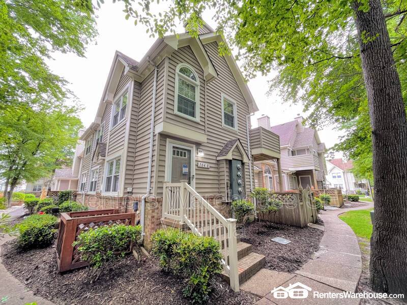 704 Meherrin River Ct Unit E, Chesapeake, VA 23320 Condo for Rent in
