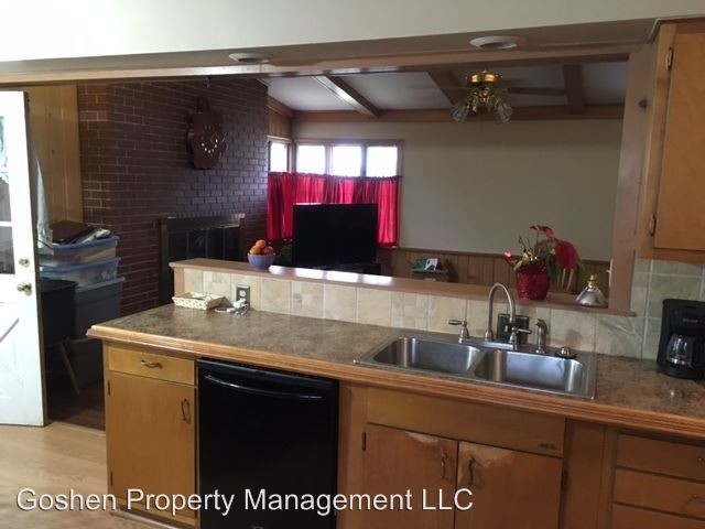 Building Photo - 2 br, 1.5 bath House - 644 S Yale