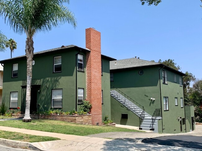 Building Photo - 5616 Edgemar Ave