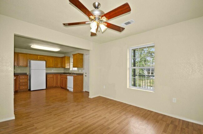 Foto del edificio - 9607 Smith Ave