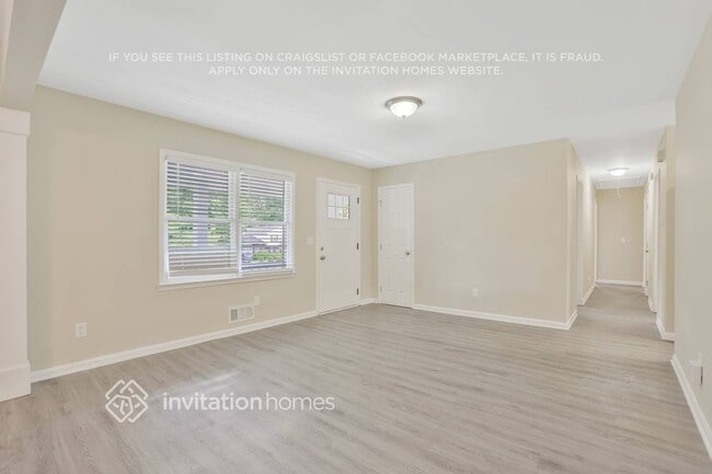 Foto del edificio - 107 Huntwood Dr
