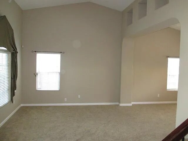 Building Photo - 142 Mike Gartrell Cir