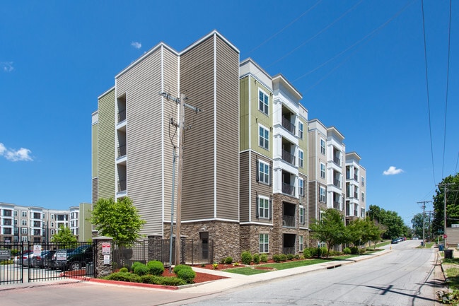 Building Photo - Aspen Springfield