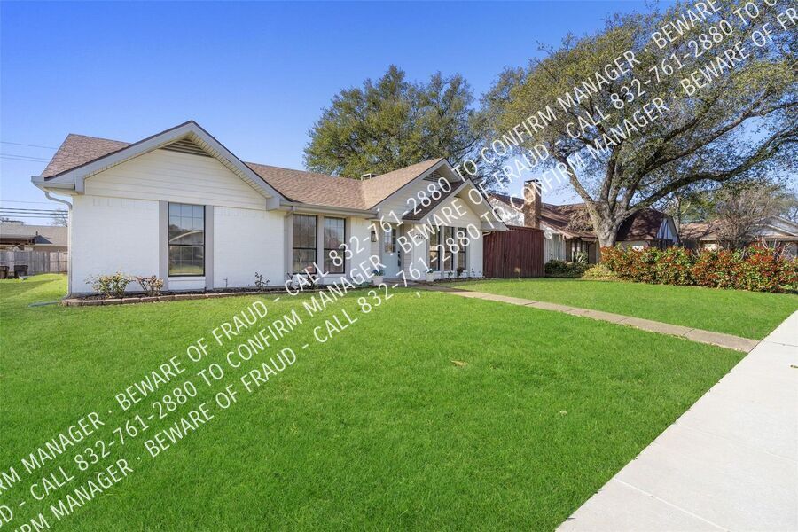 Photo - 2420 Majestic Drive-