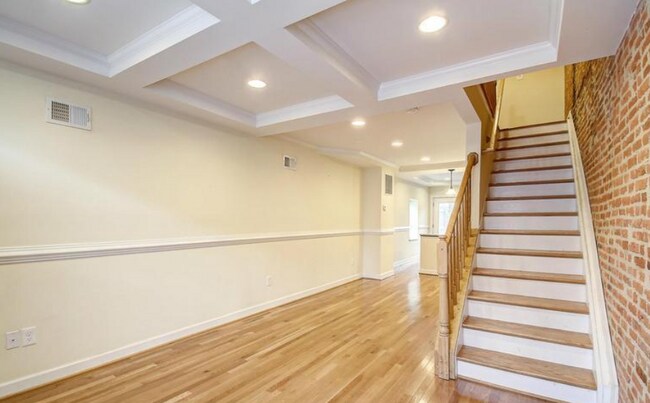Foto del edificio - 1538 Clarkson St