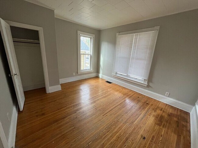 Foto del edificio - 353-355 Pearl St