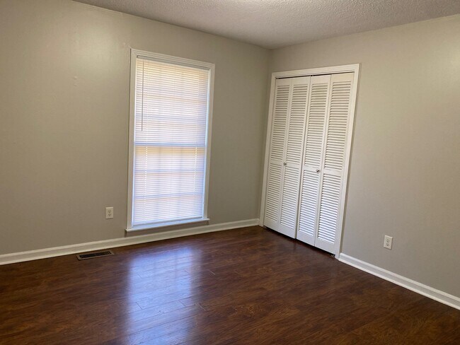 Foto del edificio - 36 Trailwood Dr