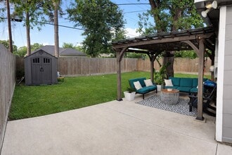 Building Photo - 4821 Brinkley St