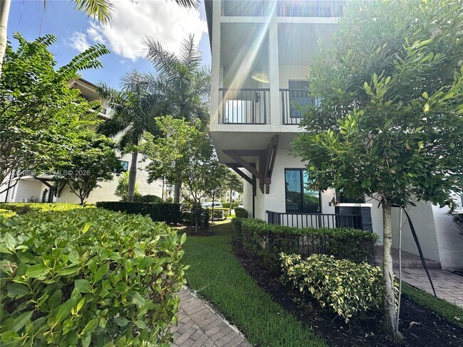 Foto del edificio - 4713 NW 84th Ct