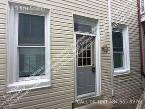 Building Photo - 243 S 8th St