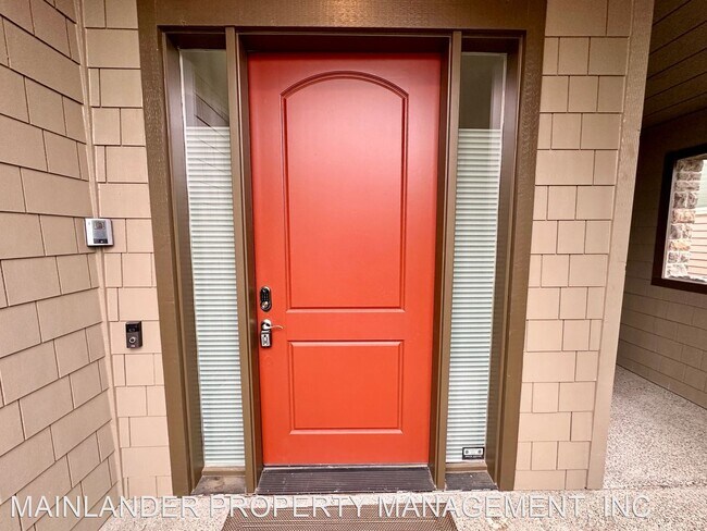 Foto del edificio - 4 br, 3.5 bath House - 8821 SW MARSEILLES DR.