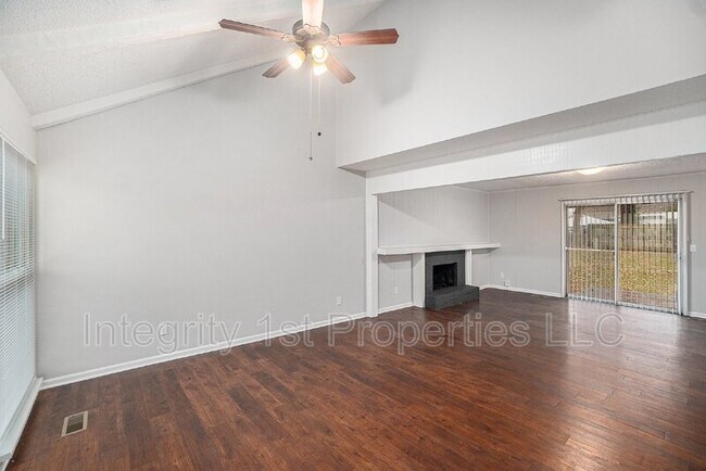 Foto del edificio - 3541 NE 72nd Terrace