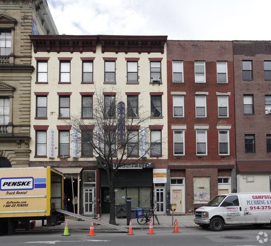 Foto del edificio - 141 S 6th St