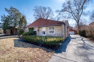 Building Photo - 3131 Hill Ln