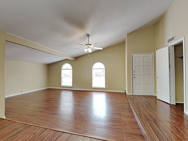 Foto del edificio - Close to Lake Lewisville!