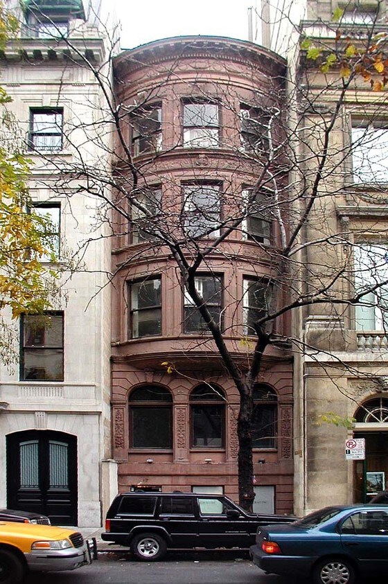 Edificio de la galería - 17 E 64th St