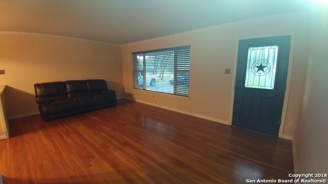 Building Photo - 226 Donella Dr