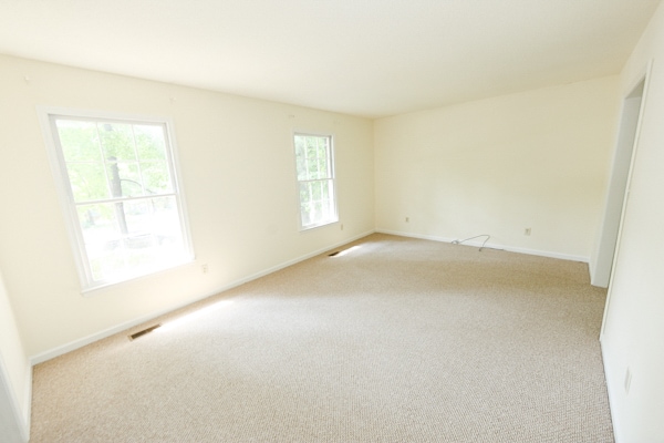 Foto del edificio - 4 Bedroom Home in Superb Cary Location