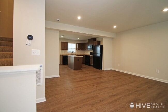 Photo - Stylish Townhome in TA School District!