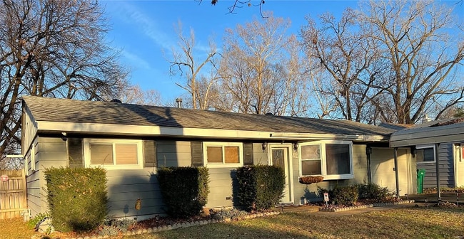 Building Photo - 1709 Andrews Dr