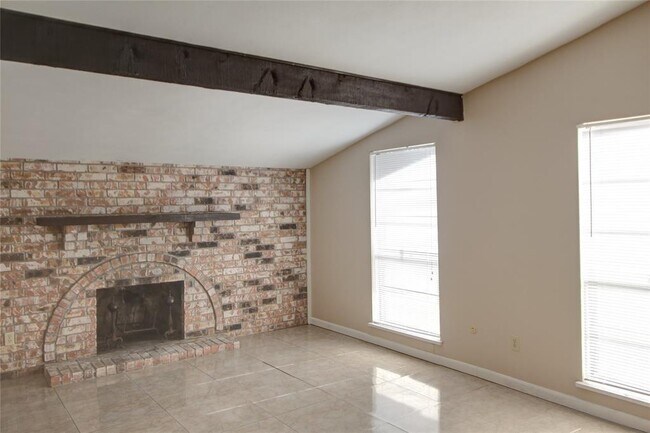 Building Photo - 3826 Postwood Dr