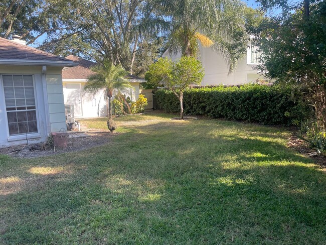 Building Photo - Original Carrollwood Executive Home