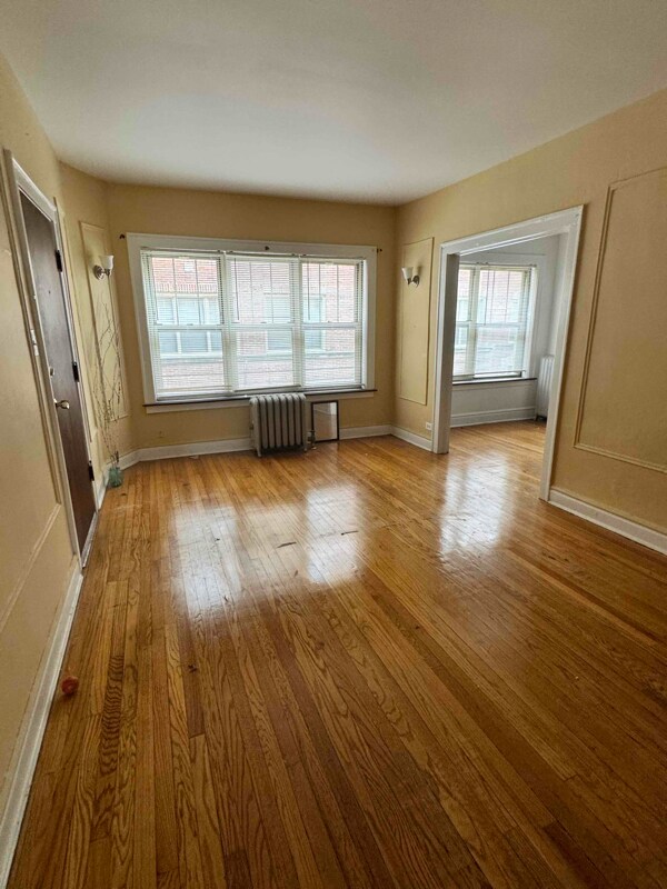 Foto del edificio - 7041 S Constance Ave