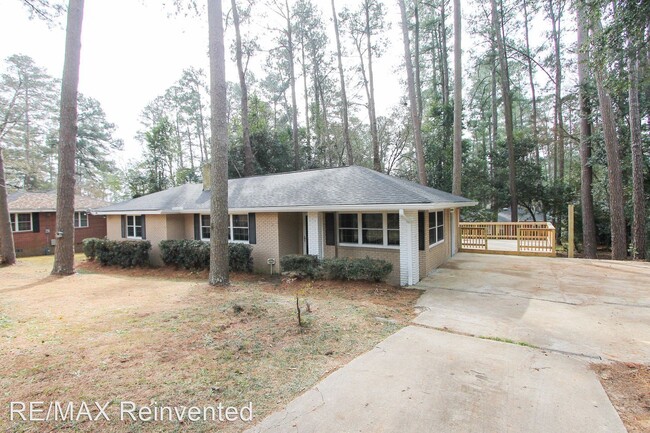 Building Photo - 3 br, 2 bath House - 2404 Mohican Rd