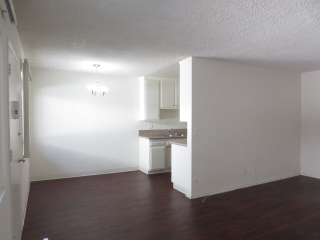 Foto del edificio - 447 W Elk Ave
