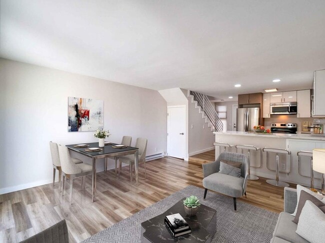 Building Photo - CitiZen Beach Collection on Manhattan