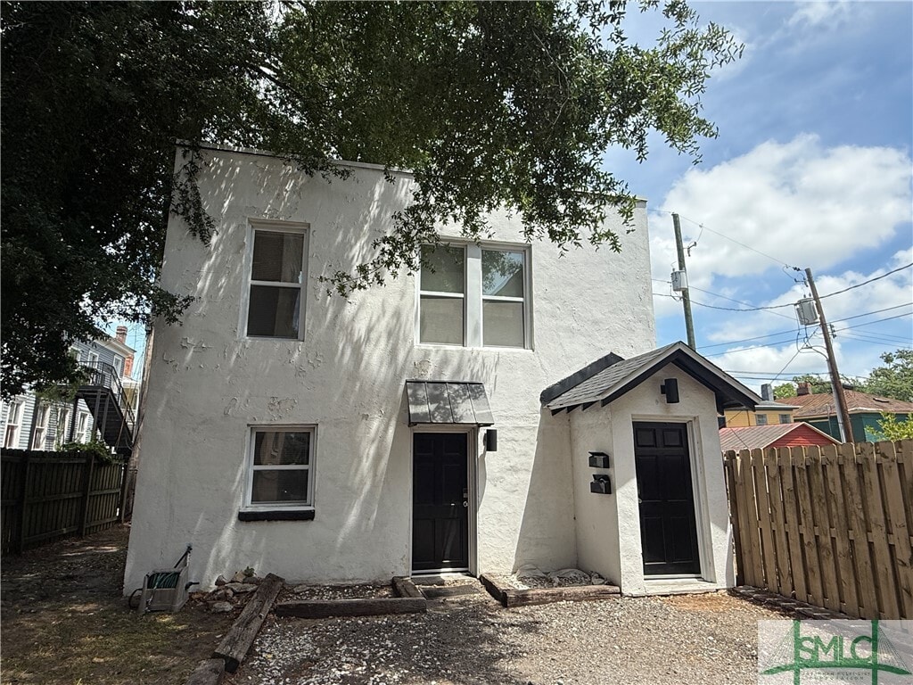 Primary Photo - 508 E Henry St