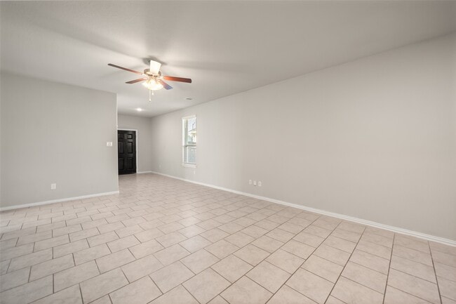 Building Photo - 8007 Grandstand Pkwy