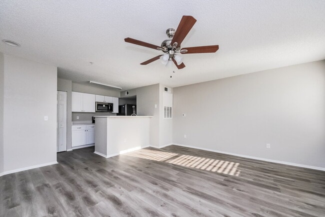 Foto del edificio - 2217 Grand Cayman Ct