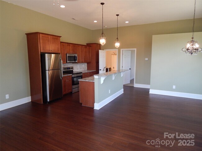 Foto del edificio - 5312 Davis Rd