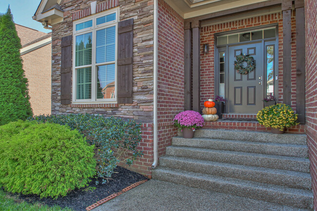 Building Photo - 6032 Sanmar Dr