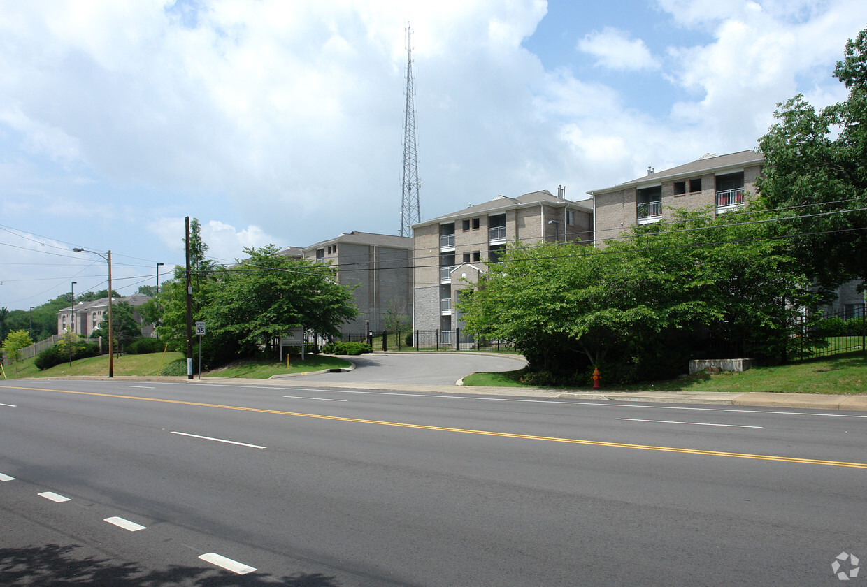 Primary Photo - Hillside Apartments