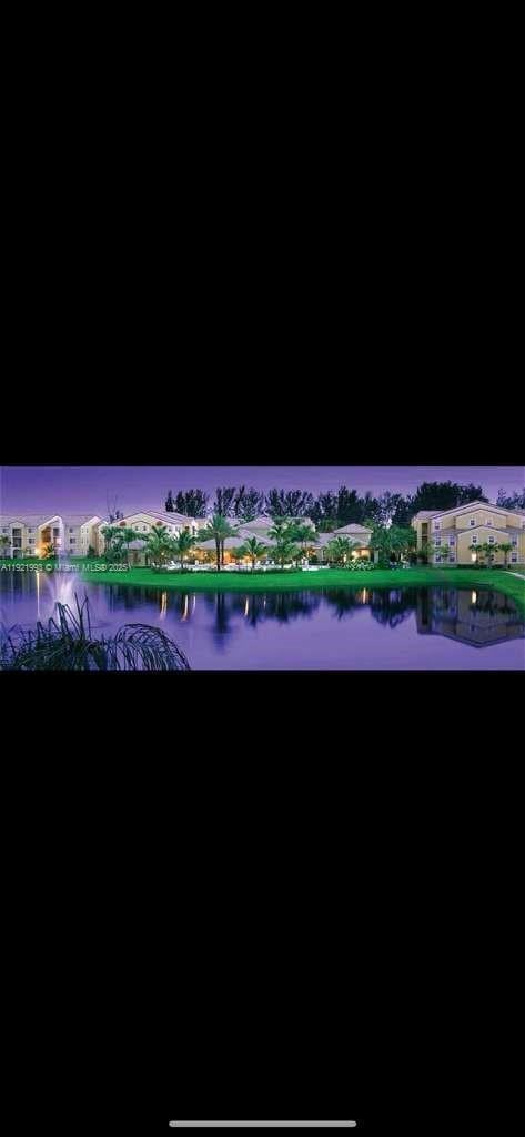 Building Photo - 2200 E Preserve Way