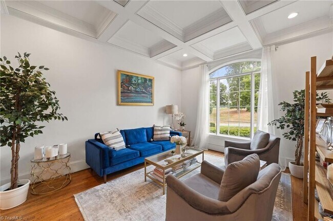 Building Photo - 7517 Henson Forest Dr