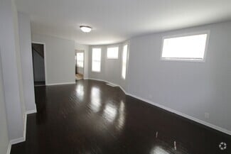 Building Photo - 5041 S 39th St