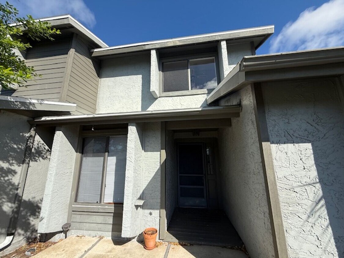 Foto principal - 150 Limewood Pl