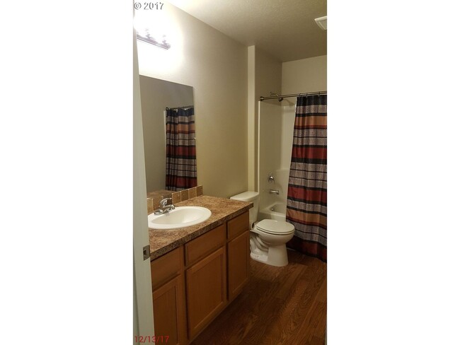 Building Photo - River View